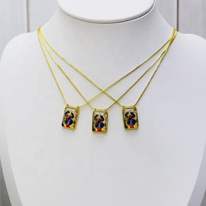ของขวัญวันเกิด เครื่องประดับทองชุบ 18K จี้พระแม่มารี สร้อยคอแฟชั่นสำหรับผู้หญิงและผู้ชาย - Product Image 2