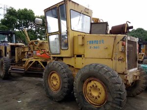 Motoniveladora Komatsu GD511A-1 Usada Original de Japón en Buenas Condiciones y Precio Económico - Product Image 4