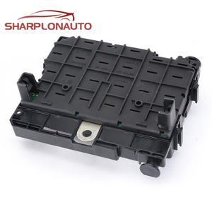 Boîte à fusibles pour pièces automobiles 9657608780 pour Citroën C3 C5 C8 <span class=keywords><strong>Peugeot</strong></span> <span class=keywords><strong>206</strong></span> 307 406 807 Ensemble de boîte à fusibles - Product Image 5