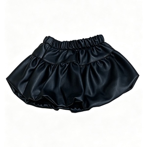 Shorts en similicuir PU pour filles, taille élastique, style ballon, collection automne, minimalistes, vente en gros, vêtements pour enfants, OEM - Product Image 1