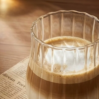Tasse à café et lait en verre soufflé artisanal personnalisée de 350 ml, motif tulipe simple et mignon, rayée, en verre borosilicate haute résistance à la chaleur