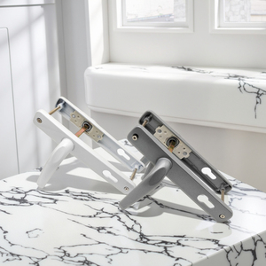 Thiết kế hiện đại chất lượng cao màu trắng và bạc 85 Mét lỗ khoảng cách lỗ mộng khóa cửa xử lý cho cửa PVC cửa sổ phần cứng phụ kiện - Product Image 2