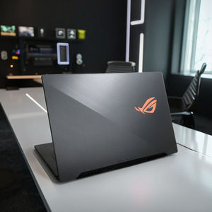 华硕ROG Strix Scar 2 I7-8750H GTX 1060 (6G) 16G 512G 15.5英寸二手学生游戏笔记本电脑热卖 - Product Image 4