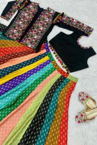 Vêtements ethniques pleine couture Koti Choli pour Navratri Occasion femmes Koti Style robe disponible au prix de gros Lehenga Choli - Product Image 4