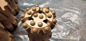 באיכות גבוהה קרביד סלע קידוחים אקסצנטרי עגל מערכת מעטפת האצת הפטיש <span class=keywords><strong>Dth</strong></span> חדש מקדחה קצת מזויף מקדחה מזויף כלי קידוחים - Product Image 6