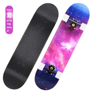 Planche à roulettes universelle JIAXIN en bois d'érable à double bascule pour adolescents, débutants et professionnels, idéale pour le <span class=keywords><strong>skate</strong></span> de rue - Fabriquée en Chine - Product Image 2