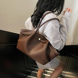 Wholesale Fashion PU Simplicity <b>Ladies</b> Handbags Single-Shoulder Large Capacity Women's Shoulder <b>Messenger</b> <b>Bags</b> - Product Image 4