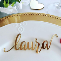 Cartes de lieu de mariage en or Noms découpés au laser en acrylique personnalisés Paramètres du nom de lieu Étiquettes de nom d'invité Signes de mariage