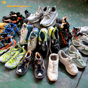 Chaussures de sport d'occasion de marque pour hommes – Vente de liquidation en gros - Product Image 1