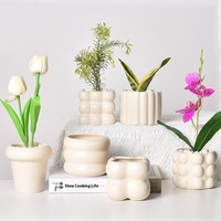 Vente en gros Pot de fleurs en céramique crème scandinave haut de gamme Simple accessible Luxe Ins Style Glacé Orchidée Succulente Vert