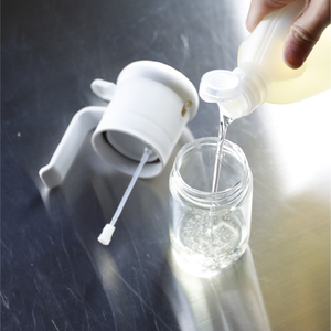 Bouteille pulvérisateur d'huile Atomico en verre résistant à la chaleur de 250 ml, très vendue, pour la cuisine - Product Image 5