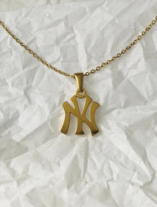 Collar con letras populares europeas y americanas - Product Image 2