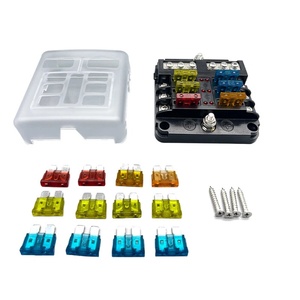 <span class=keywords><strong>Caja</strong></span> <span class=keywords><strong>de</strong></span> <span class=keywords><strong>Fusibles</strong></span> Andufuse <span class=keywords><strong>de</strong></span> 6 Circuitos ATC ATO con Terminal <span class=keywords><strong>de</strong></span> Tornillo <span class=keywords><strong>de</strong></span> Bus Negativo y Cubierta <span class=keywords><strong>de</strong></span> Plástico a Prueba <span class=keywords><strong>de</strong></span> Humedad para Autocaravanas, Motocicletas y Piezas <span class=keywords><strong>de</strong></span> Automóviles - Product Image 4