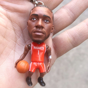 PVC hình sống động như thật <span class=keywords><strong>NBA</strong></span> cầu thủ bóng rổ mini nhựa con số Keychain Lowry Kobe chiến binh cà ri Durant Lakers James Keychain - Product Image 3