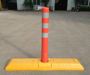 Plastic Scheidingsvel Gebruikt Voor Verkeersveiligheid Wegscheider Snelweg Kruispunt Plastic Rijstrookverdeler - Product Image 5