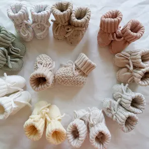 カスタム0-1Yオーストラリア米国ベビーソックスブーツ分厚いニット暖かい冬の最初の歩行者かぎ針編みの靴手作りユニセックス幼児ソックス