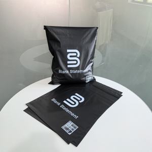 Logotipo personalizado al por mayor bolsas de correo de polietileno Negro adhesivo fuerte sobre de embalaje exprés bolsa de correo de plástico con autosellado - Product Image 4