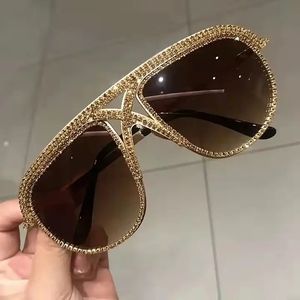 Sang trọng đầy màu sắc kim cương thí điểm Kính mát phụ nữ 2024 Rhinestone kính mặt trời quá khổ người đàn ông ban nhạc Designer Gradient Ống - Product Image 4