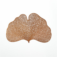 Set de table rectangulaire décoratif en PVC moderne, couleur personnalisée, écologique, motif rose ajouré brillant