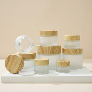 Venta al por Mayor de Frascos de Vidrio Esmerilado para Cosméticos de 5g, 10g, 15g, 20g, 30g, 50g, 60g y 100g con Tapas de Madera Natural, Envases Ecológicos para el Cuidado de la Piel - Product Image 1