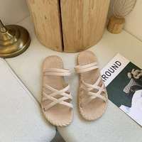 Sandales plates d'été pour femmes, pantoufles réglables, chaussures à semelles épaisses, vêtements de maison et d'extérieur, nouveau design 2022