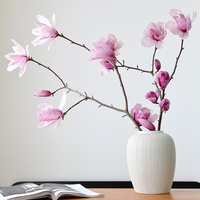 Vase à fleurs décoratif de table en céramique blanche sculptée à la main haut de gamme, style nordique japonais moderne