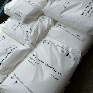 Granulés vierges de PEHD de qualité industrielle P200A/P200Y à haut débit pour le moulage par extrusion - Product Image 1