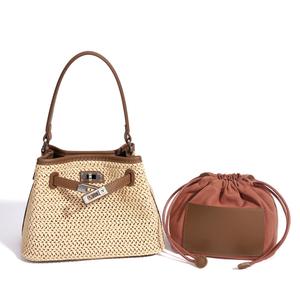 Sac à main de plage en cuir véritable et paille 2026 – Nouveau sac à main tendance en cuir pour femme – Sac bandoulière en paille tressée avec cuir véritable - Product Image 2