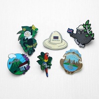 En gros : Épingles en émail métallique, Ensembles d'épingles en émail souple sur le thème de l'anime, Épingles en émail café au design personnalisé et mignon, fabriquées en usine, avec carte de support