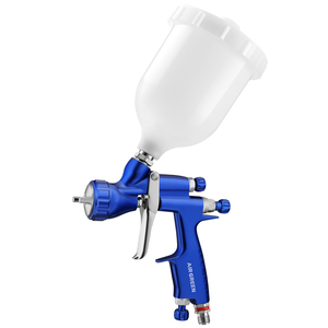 <span class=keywords><strong>Pistolet</strong></span> à peinture automobile <span class=keywords><strong>HVLP</strong></span> SK-735 professionnel 1.3mm buses alimentation par gravité pour la finition automobile - Product Image 1