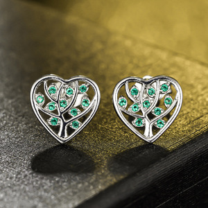 Orecchini a Perno a Forma di Cuore e Foglia per Donne, Design Ispirato alla Natura, Accessori per Orecchie da Indossare Quotidianamente - Product Image 3
