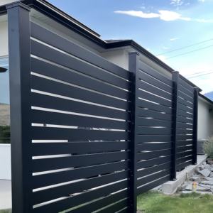 Precio al por mayor paneles de valla de listón de aluminio de 6 pies de alto modelo 3D hogar exterior privacidad balcón valla gran oferta - Product Image 2