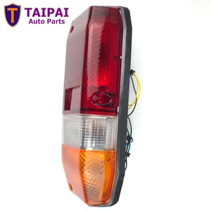 Lámpara Trasera para Auto, Precio de Fábrica, 81550-69105 81560-69105, Lámpara Combinada Trasera para LAND CRUISER LJ70 <span class=keywords><strong>FJ70</strong></span> 1984-1989, para <span class=keywords><strong>TOYOTA</strong></span> - Product Image 3