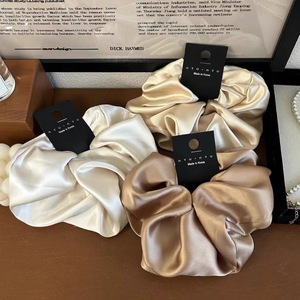 ยางรัด<span class=keywords><strong>ผม</strong></span>ผ้าซาตินและผ้าไหมสีพื้นขนาดใหญ่พิเศษ 15*5 ซม. สำหรับผู้หญิงสวยสง่า - Product Image 3