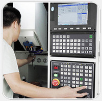 Fraisage des métaux Équipement de machine-outil ultrasonique à 5 axes Centre d'usinage vertical CNC