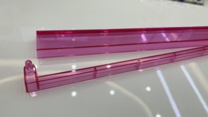 Règle de Mahjong en Acrylique Rose 52cm – Outil de Jeu Moderne et Portable pour Table - Product Image 2