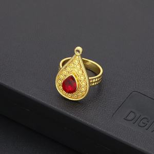 Anillos de Dedo de Latón Chapados en Oro de 24K de Estilo Clásico con Rubíes y Zafiros de Jxx Fashion, Anillo de Boda para Mujer - Product Image 5