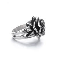 Cincin Perhiasan Fashion Pria Vintage Bunga Kamelia Batu Permata Mungil Gaya Hip Hop Punk Gothic Bahan Titanium Stainless Steel 316L Grosir