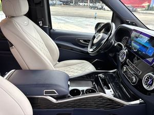 <span class=keywords><strong>Mercedes</strong></span>-Benz <span class=keywords><strong>Vito</strong></span> 2021 Usada, Furgoneta de Pasajeros con Volante a la Izquierda para Exportación - Product Image 6