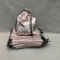 Sac d'emballage en satin de soie noir promotionnel pour cheveux vierges, avec cordon de serrage, vente en gros