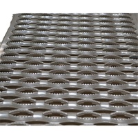 Plaques antidérapantes perforées en maille à motif crocodile, résistantes à la corrosion, avec découpe et soudure sur mesure pour marches d'escalier