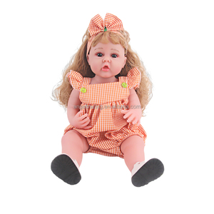 Poupée en PVC de 22 pouces aux yeux bruns, avec robe verte et blanche, princesse faite à la main avec chapeau, jouet en plastique souple, vente en gros - Product Image 4