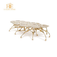 Table basse convertible unique pour salon et chambre, table d'appoint au design moderne en métal laiton