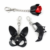 Porte-clés Gothique en Cuir PU pour Hommes et Femmes, Pendentif Masque Sexy, Rose, Chauve-souris, Rivets Punk, Breloques de Sac Subculture Érotique, Vente en Gros