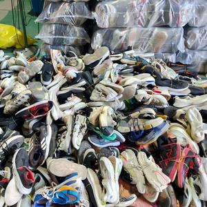 Scarpe Usate di Marca, Sneakers per Uomo a Prezzo Conveniente - Product Image 6