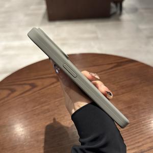 เคสโ<span class=keywords><strong>ท</strong></span>รศัพ<span class=keywords><strong>ท</strong></span>์ซิลิโคนเหลวปรับแต่งได้สำหรับ Apple Iphone16 17 AIR PRO MAX เคสมือถือแม่เหล็กหลายสีกันตก - Product Image 6