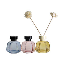 Bouteille diffuseur de parfum en verre carrée de luxe vide de 120 ml personnalisée en gros avec bouchon et bâtonnets pour huiles essentielles et parfums