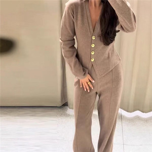Damen Euro-Amerikanischer Stil Bestseller - Weiche Knopf-Velours Anti-Falten Polka Dot Jacke & Weite Hose Mode-<span class=keywords><strong>Set</strong></span> - Product Image 4