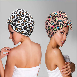 <span class=keywords><strong>Bonnet</strong></span> de douche léopard de luxe pour femmes imperméable doublé de Satin réglable Double couche de soie casquettes de <span class=keywords><strong>bain</strong></span> de plage pour les soins des cheveux SPA - Product Image 2