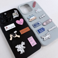 Stock d'usine disponible, pin's en émail souple personnalisable |   Calligraphie arabe gravée sur mesure et thème artistique |   Autocollant de téléphone personnalisé